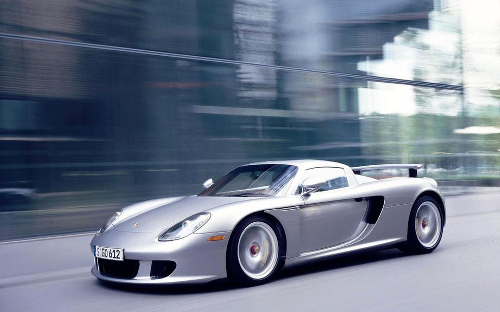 保时捷卡雷拉GT跑车