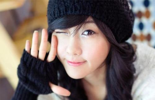 非主流美女可爱卖萌