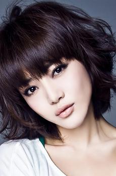 俏丽短发唐悠悠