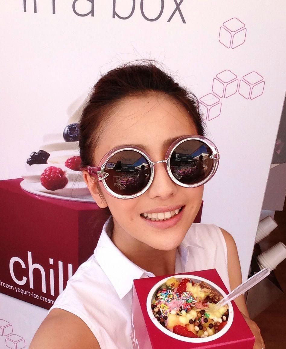 古典美女佟丽娅生活照