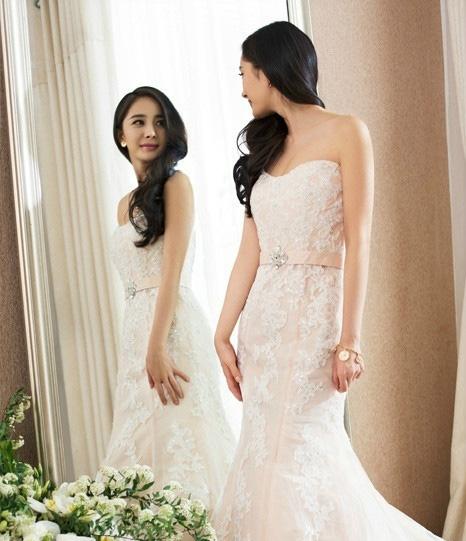 杨幂唯美婚纱写真