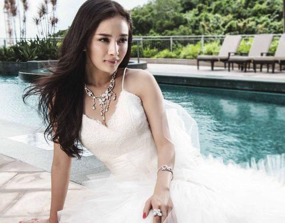 纯美新娘杨幂婚纱照