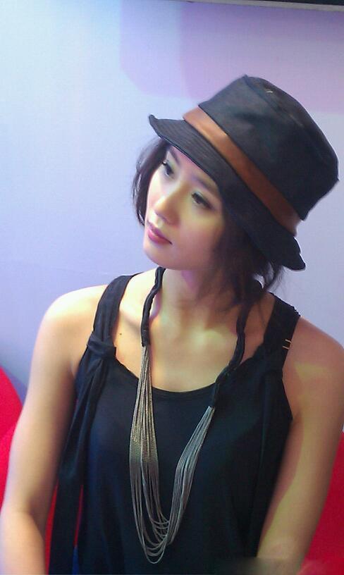 刘诗诗素颜生活照