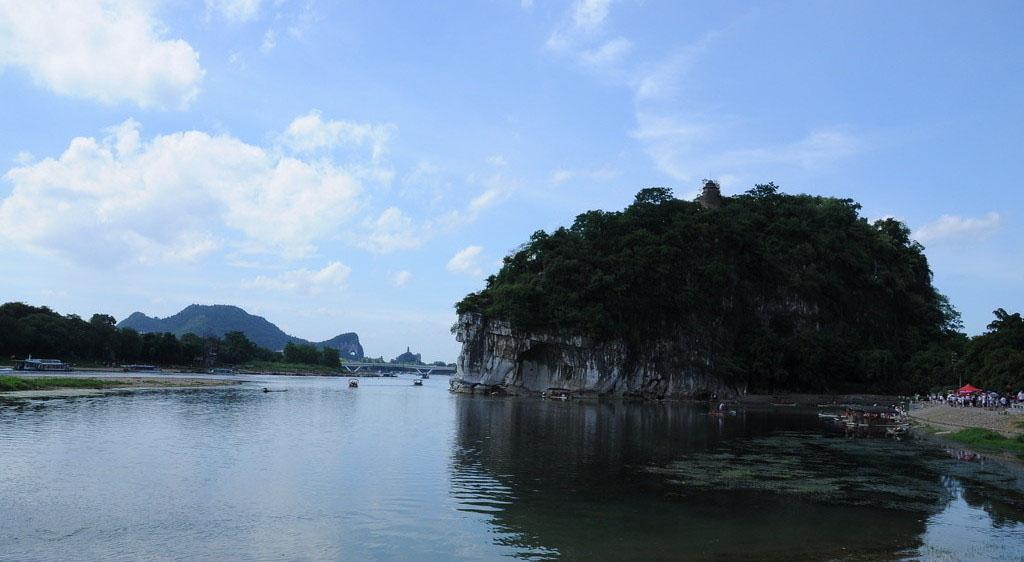 桂林象鼻山景色