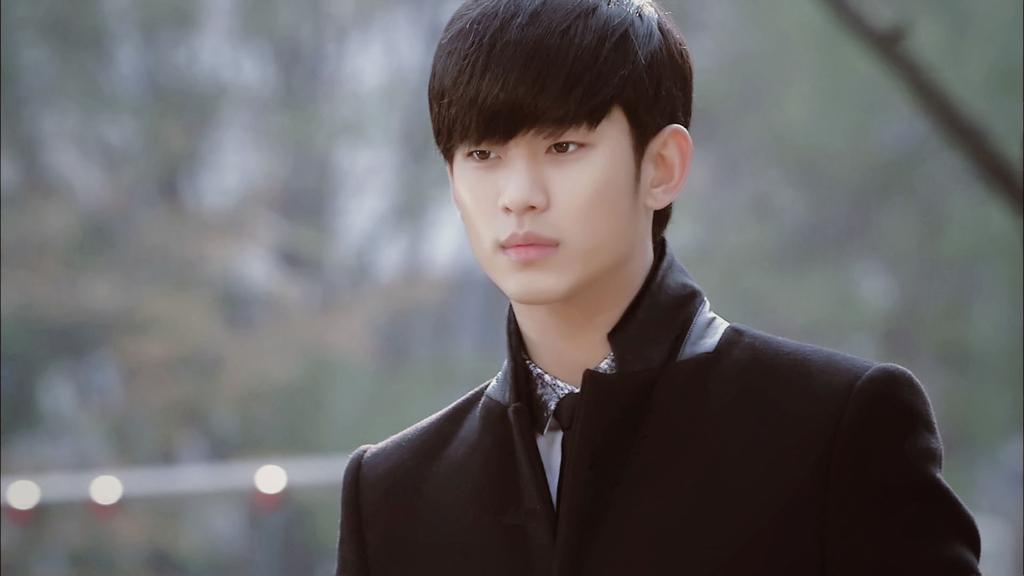 金秀贤来自星星