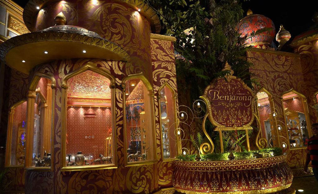 普吉岛“迪士尼乐园”幻多奇