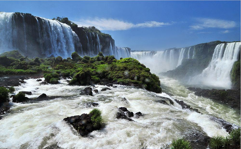 世界最宽伊瓜苏瀑布