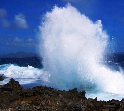 塞班岛喷水海岸奇景