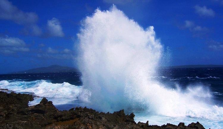 塞班岛喷水海岸奇景