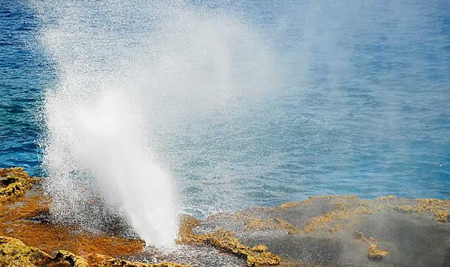 塞班岛喷水海岸奇景