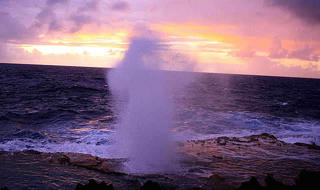 塞班岛喷水海岸奇景