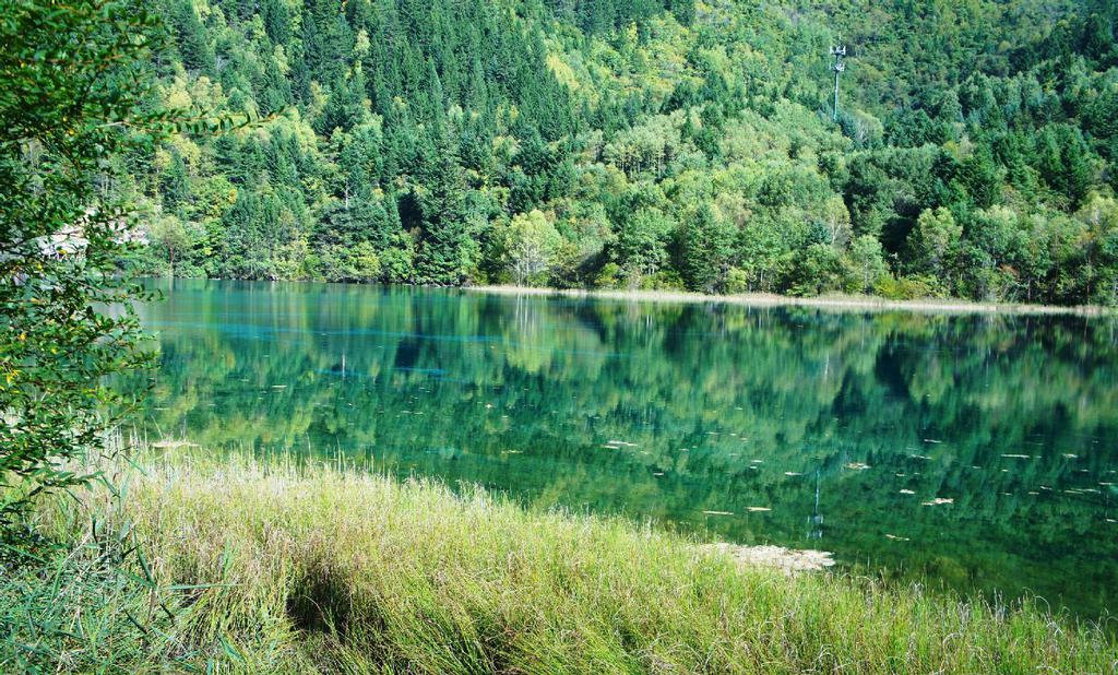 “九寨精华”之五花海