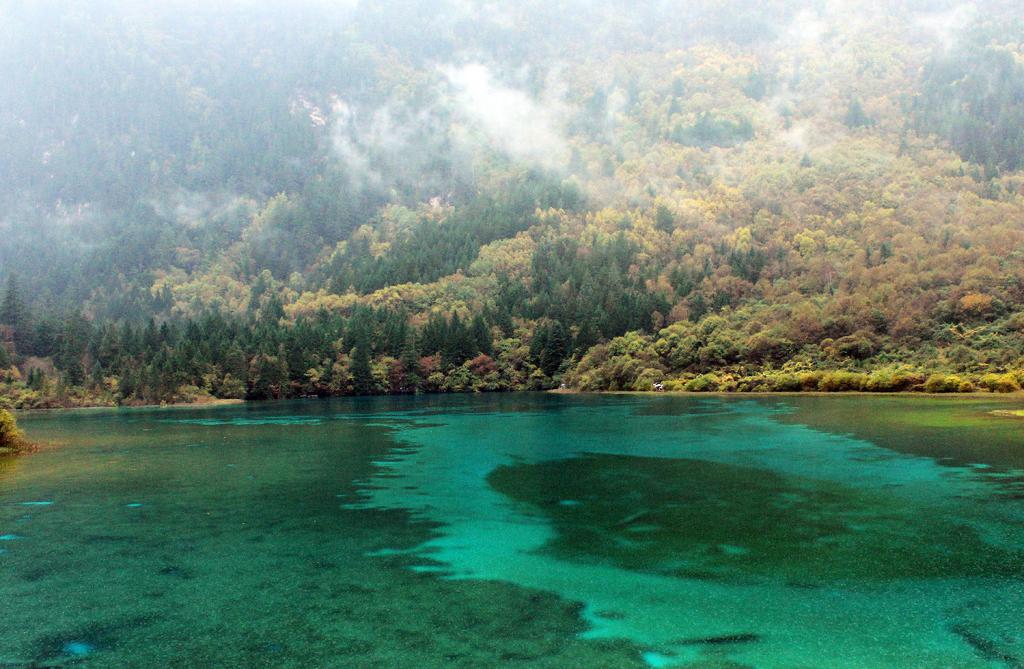 美丽迷人的五花海风光