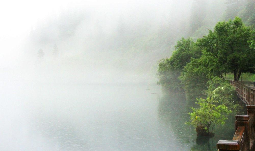 九寨沟镜海奇观