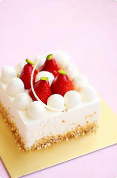 诱人的草莓蛋糕-4