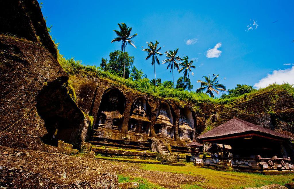 巴厘岛圣泉庙风光