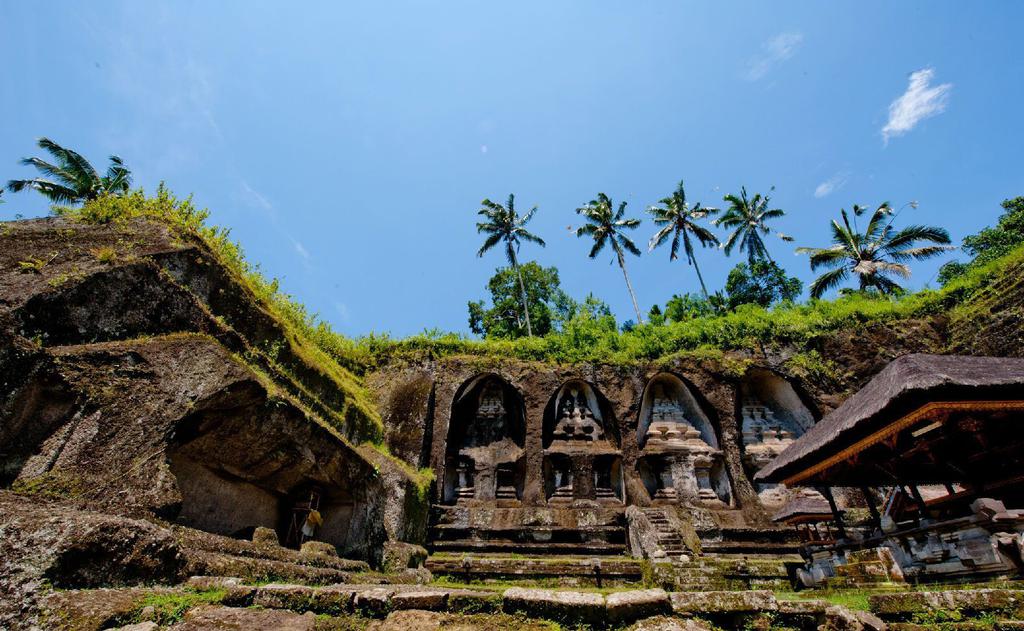 巴厘岛圣泉庙风光