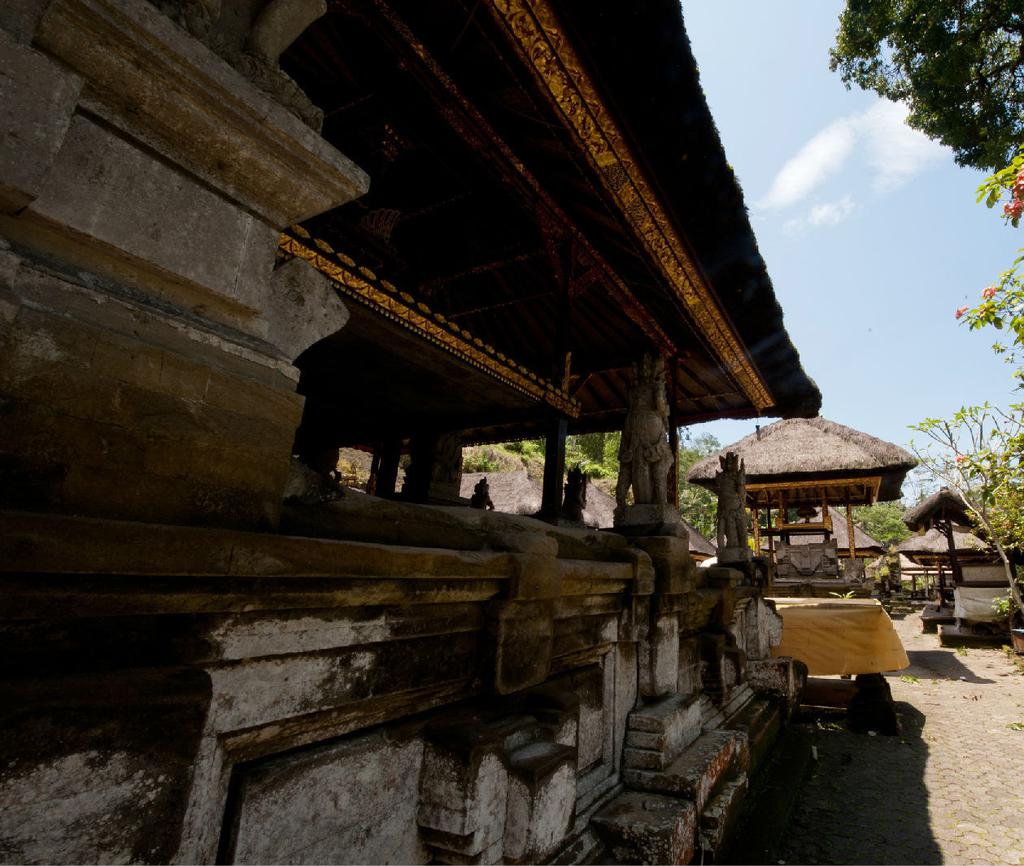 巴厘岛圣泉庙风光