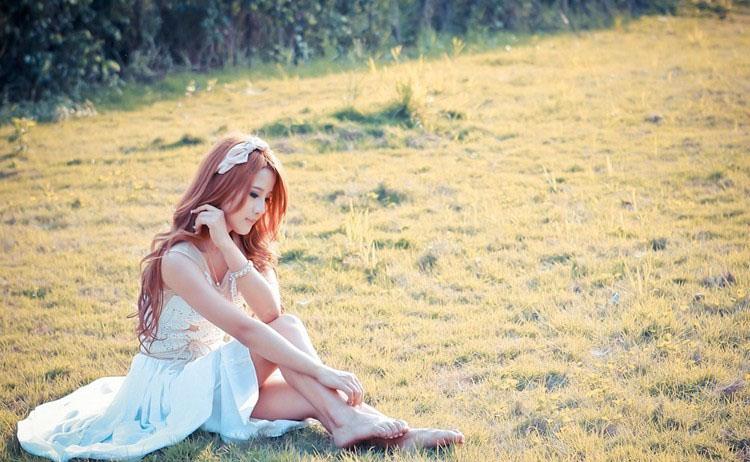 甜美笑容清纯美女