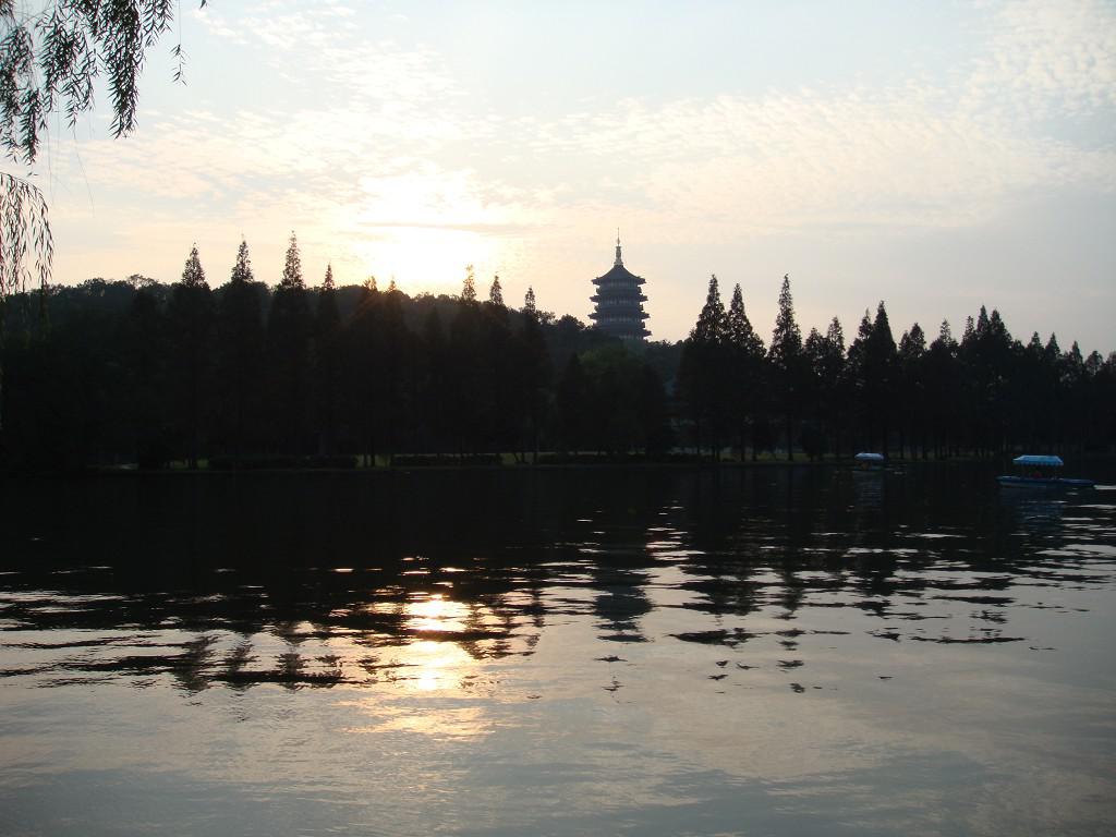 西湖十景雷峰夕照