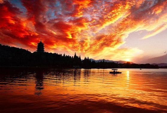 西湖十景雷峰夕照