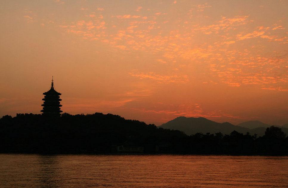 西湖十景雷峰夕照