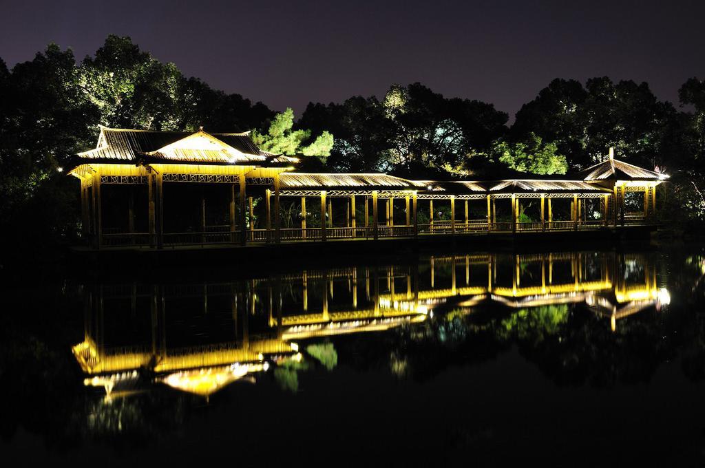 杭州花港观鱼公园