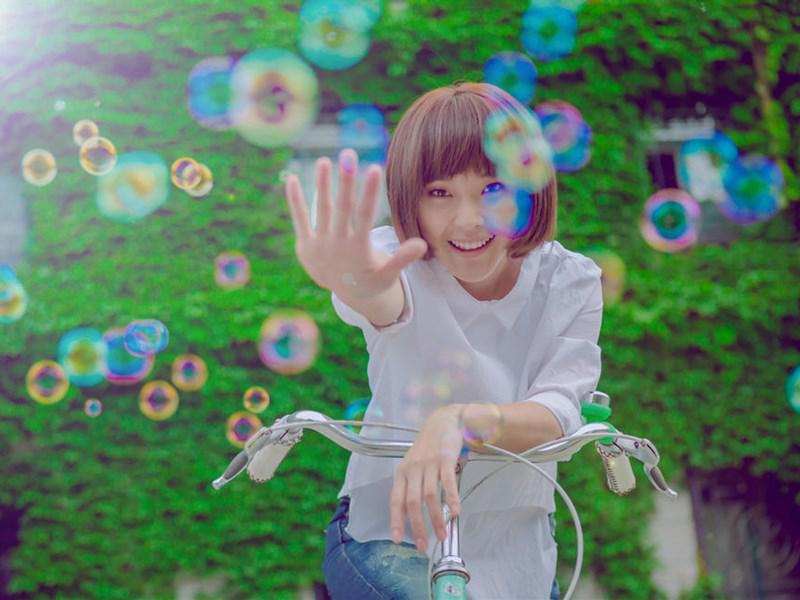 清新美女张佳宁