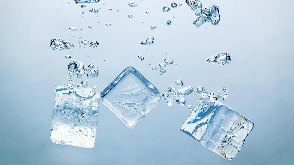 创意摄影冰水交融