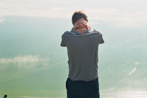 非主流伤感男生背影