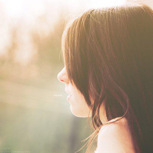 孤独伤感美女背影