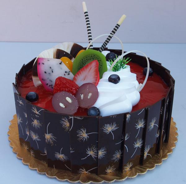 欧式巧克力水果蛋糕