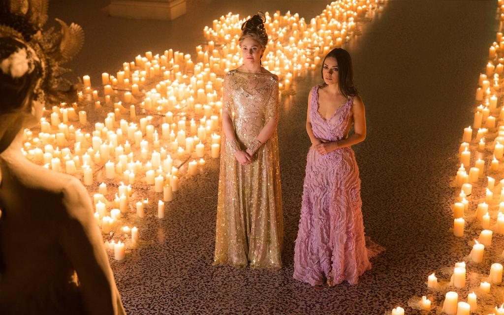 《木星上行》剧照