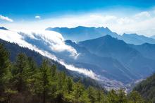 青藏贡嘎雪山风景电脑壁纸