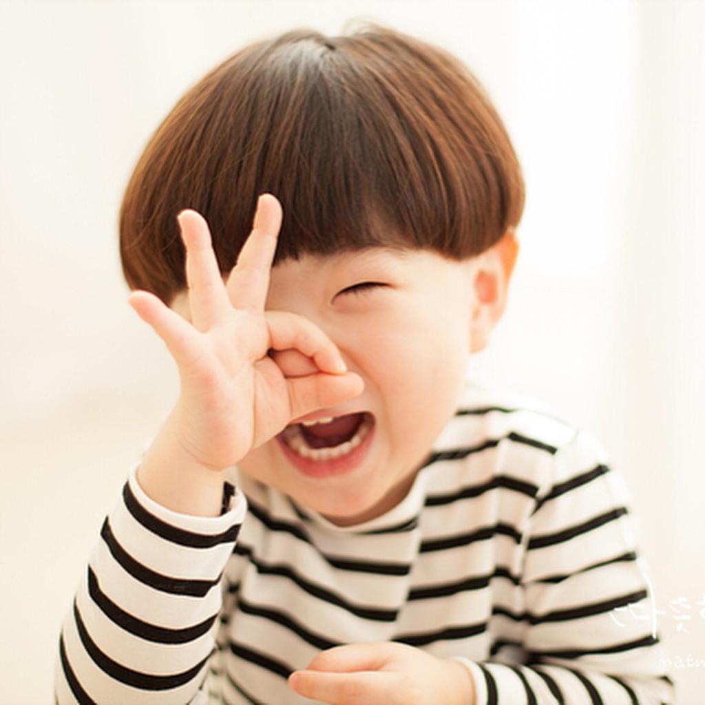 韩国小眼正太kkamooong图片