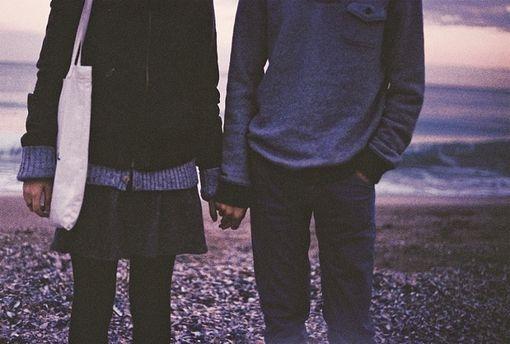 唯美爱情牵手图片