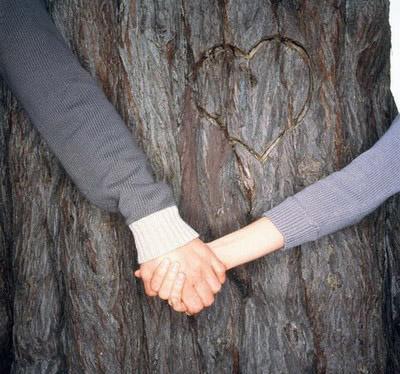 手牵手的爱情图片