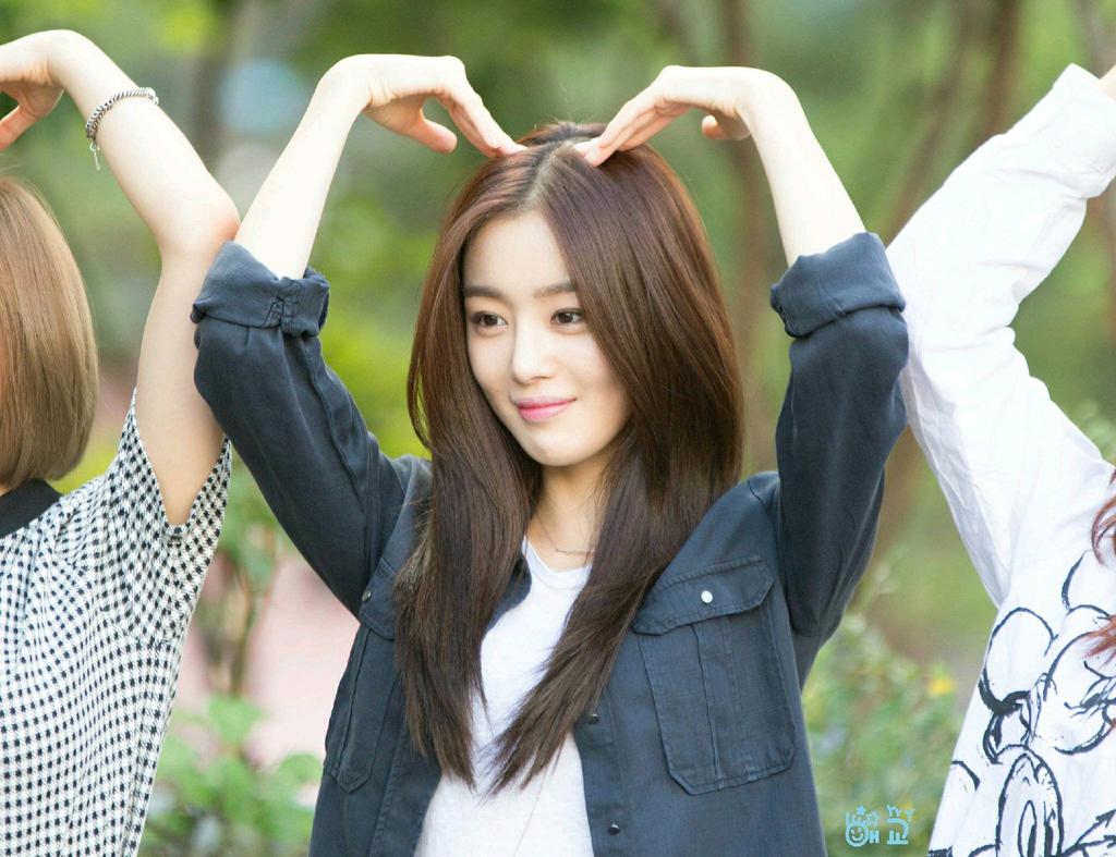 韩国美女明星韩善花图片