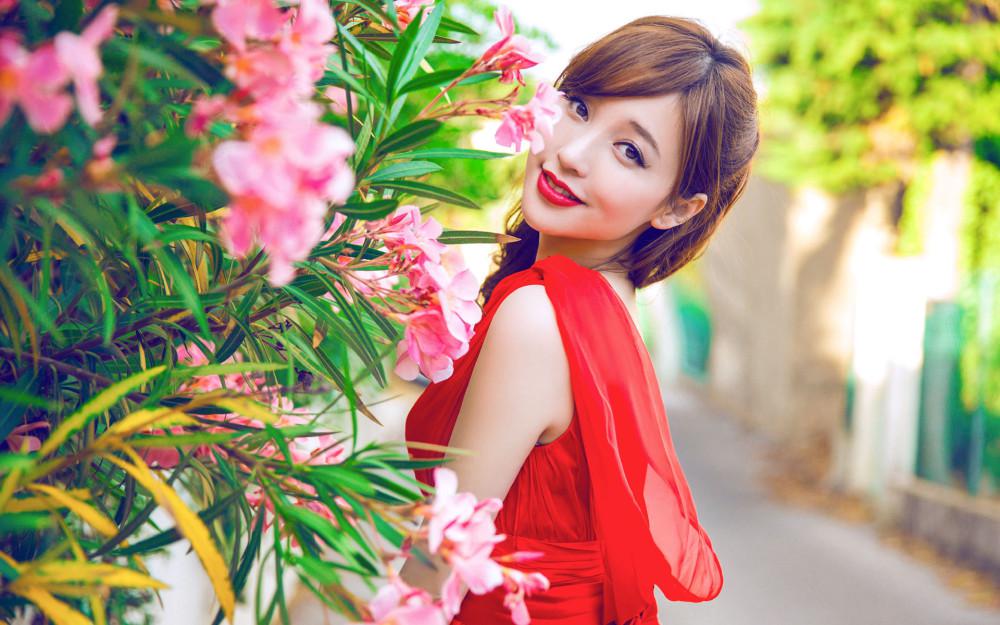 唯美金莎优雅写真图片