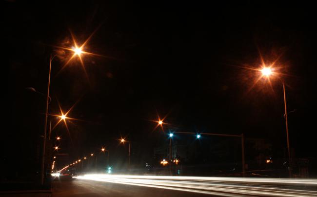 唯美夜晚路灯景色图片