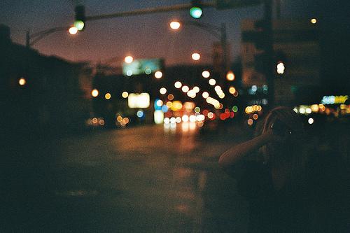 一个人的孤独城市夜晚