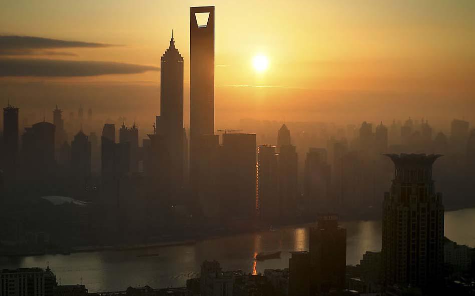 城市日出摄影图片