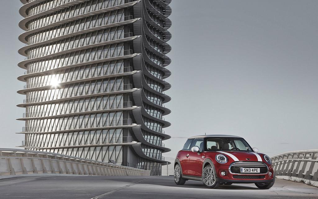 2015款Mini Cooper桌面壁纸