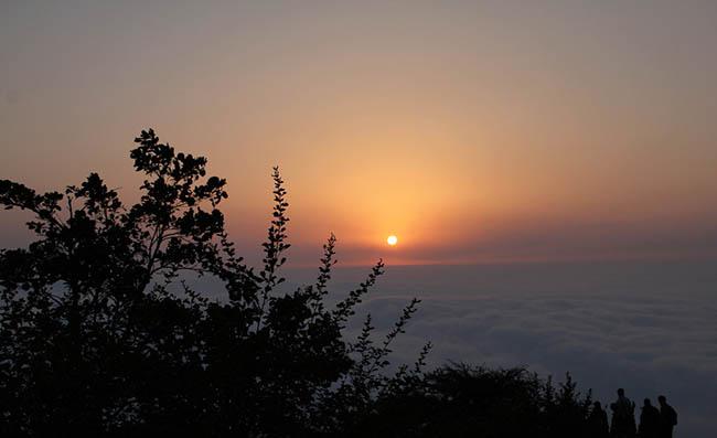 泰山日出东升图片