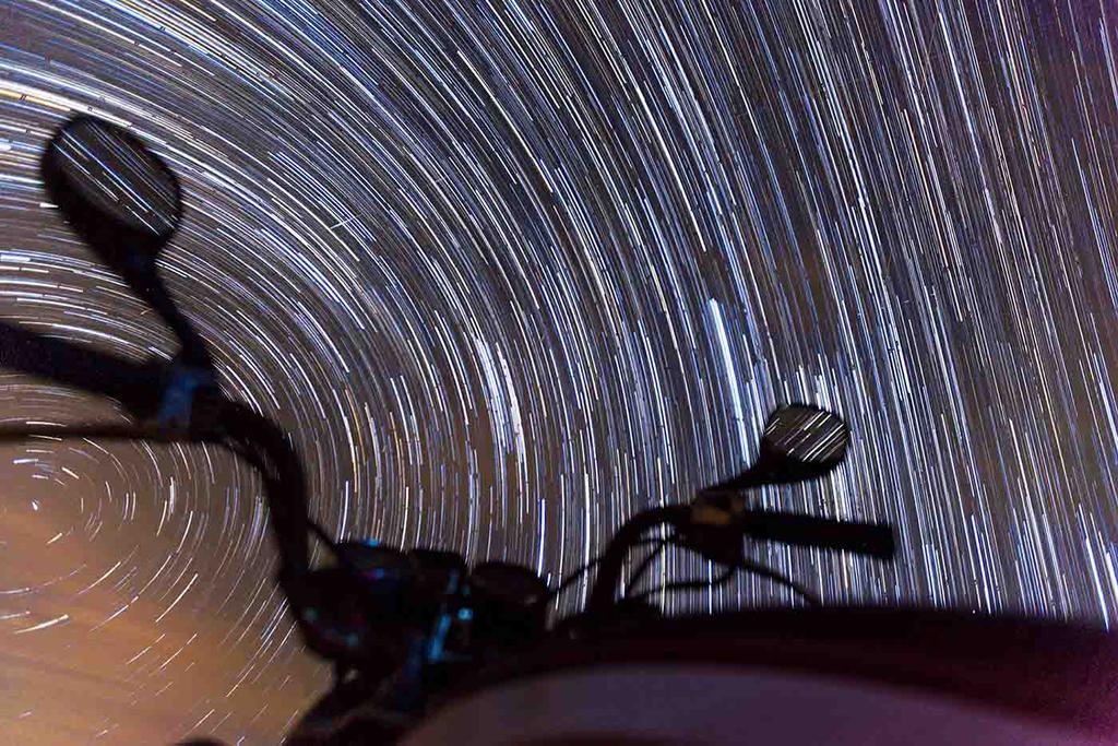 浪漫七夕夜流星雨图片