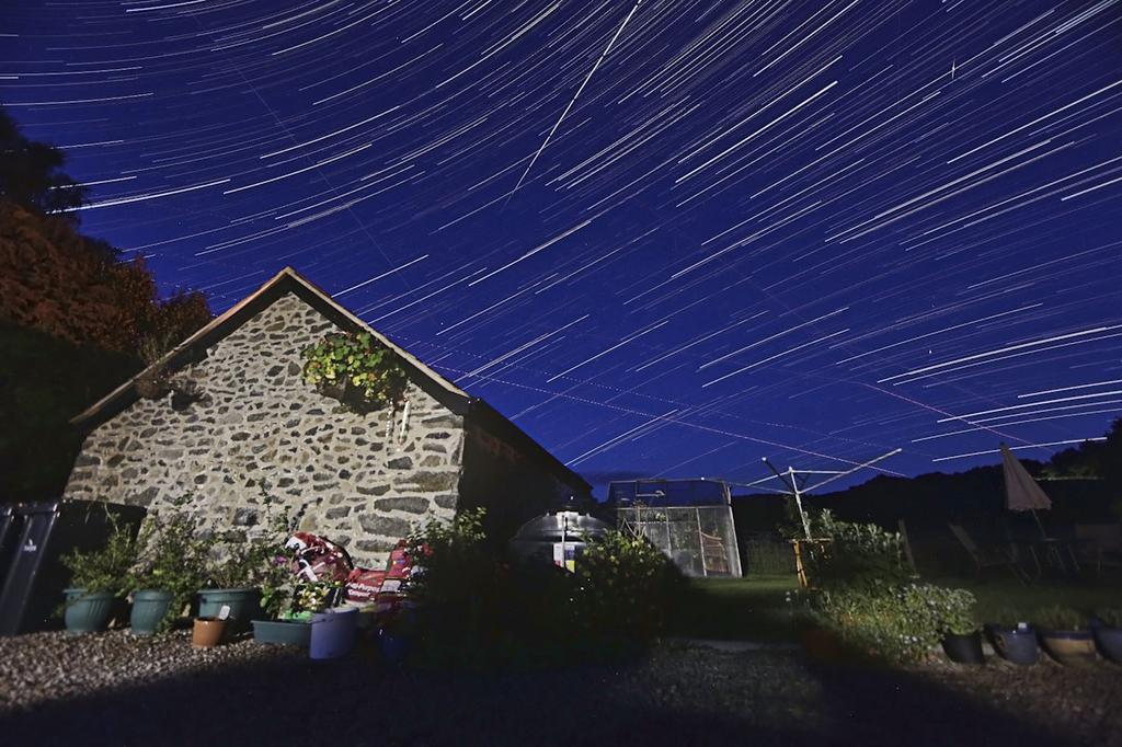 最美流星雨奇景七夕图片