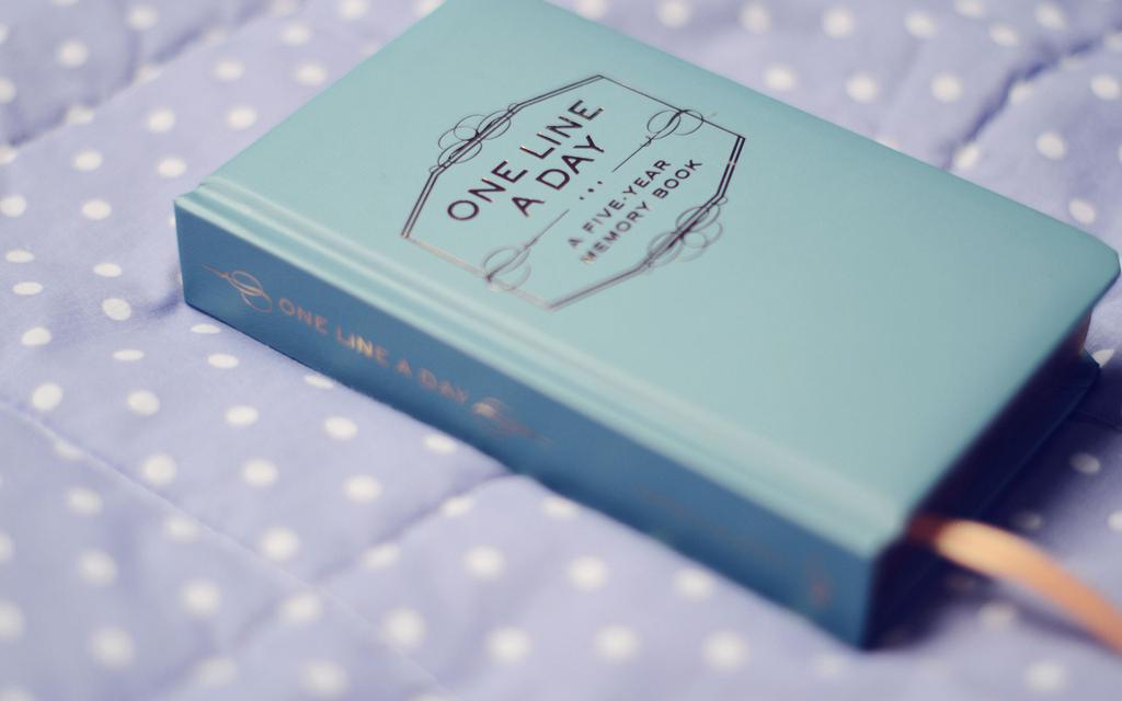 笔记本里的回忆壁纸