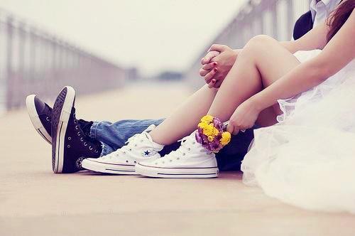 幸福的情侣图片