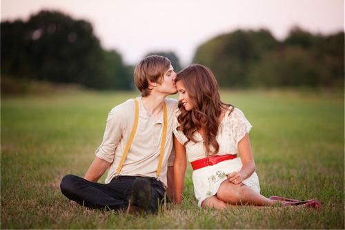 相爱的欧美范情侣图片