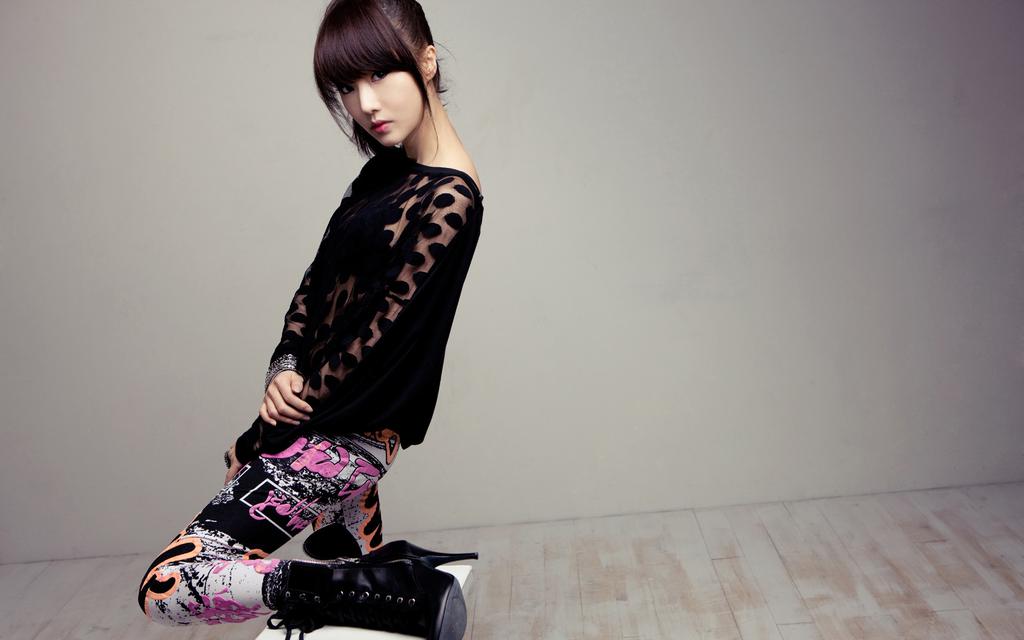 韩国美女李贞贤壁纸